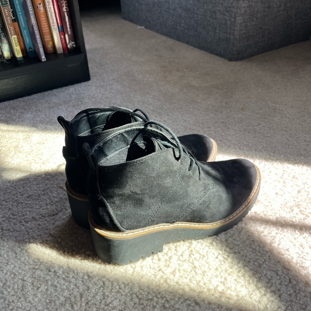 White Mountain Black Suede Ankle Booties